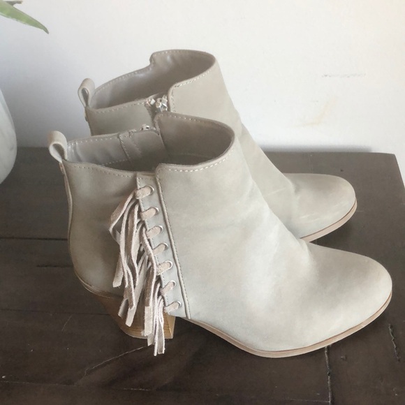 Circus by Sam Edelman Lennon bootie in grey - Picture 4 of 8